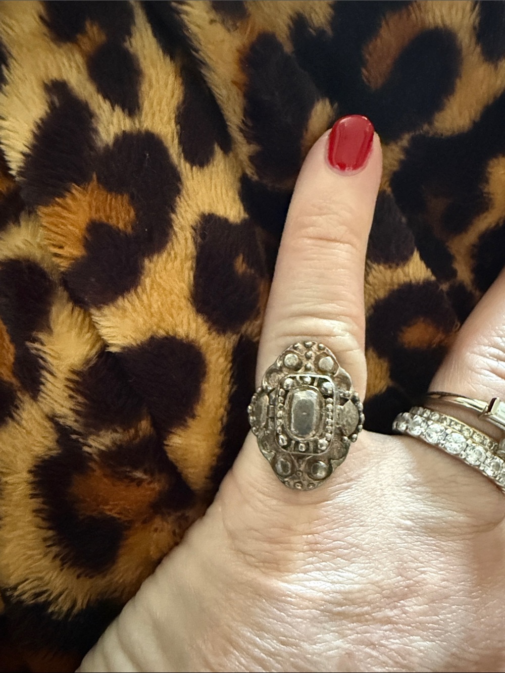 Vintage Silver ornate poison ring.